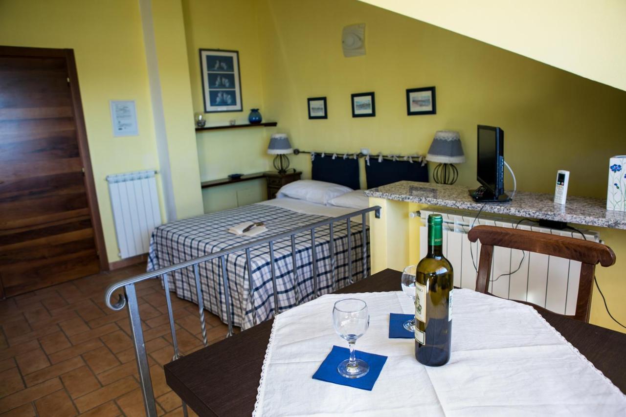 Le Raganelle Oneglia Bagian luar foto