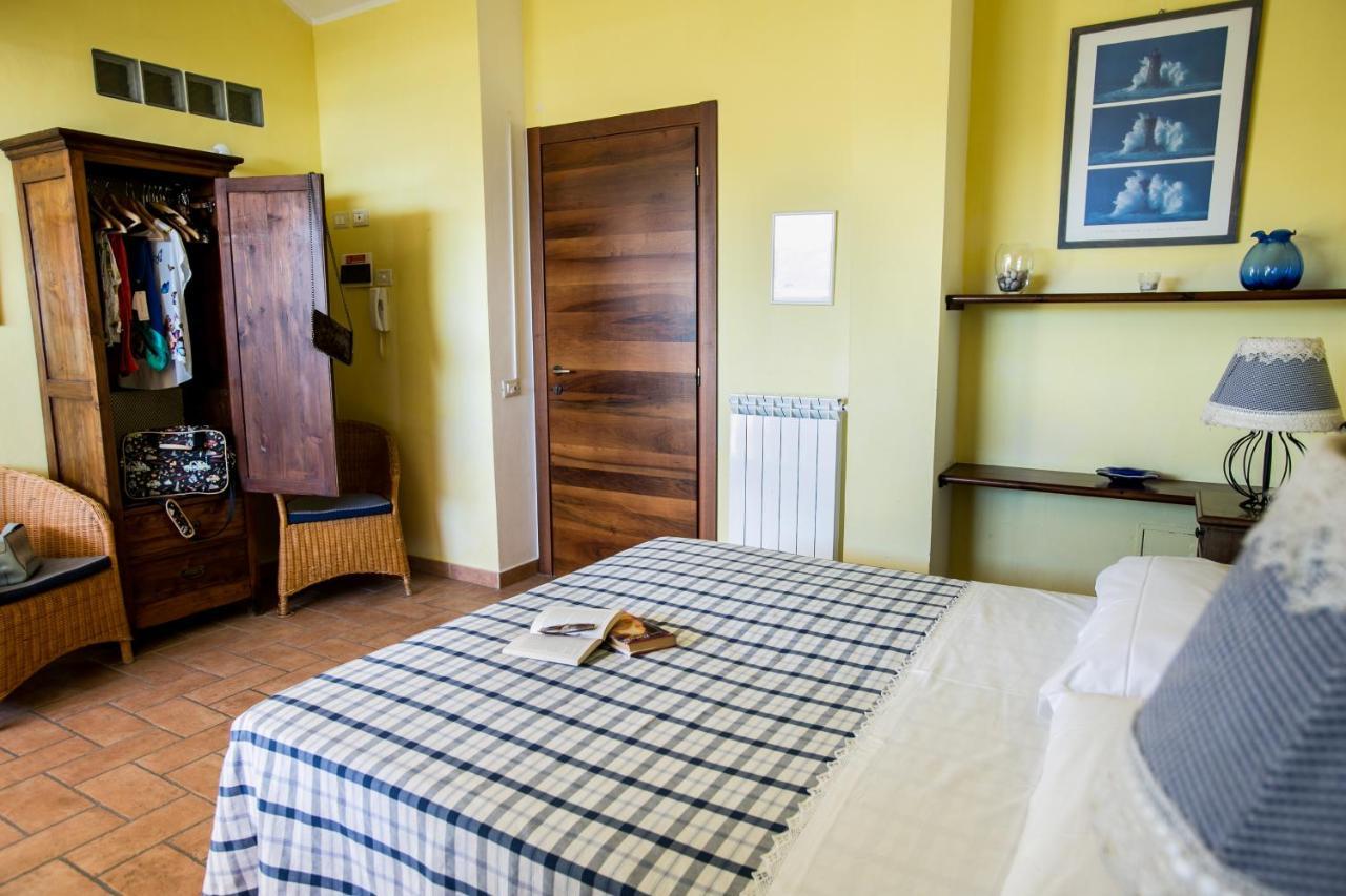Le Raganelle Oneglia Bagian luar foto