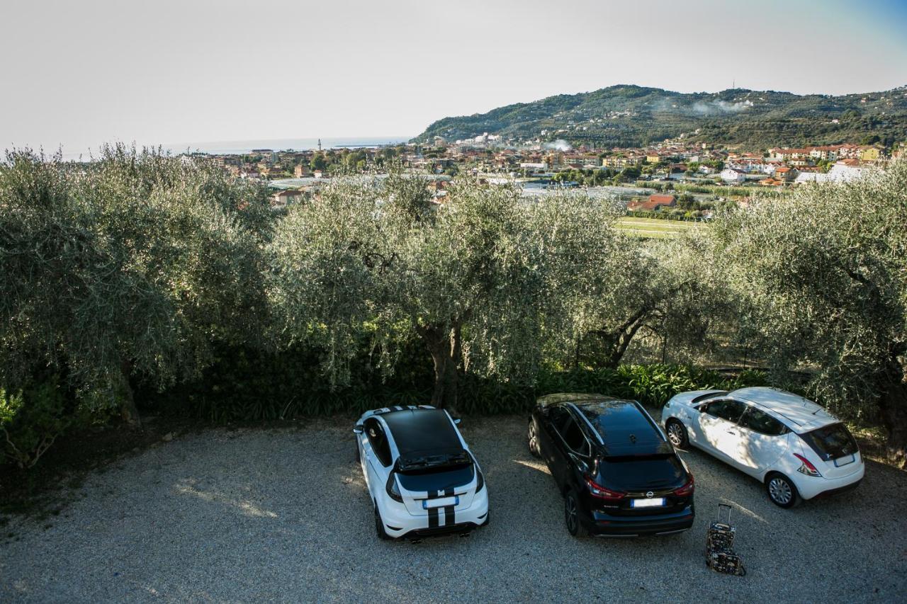 Le Raganelle Oneglia Bagian luar foto