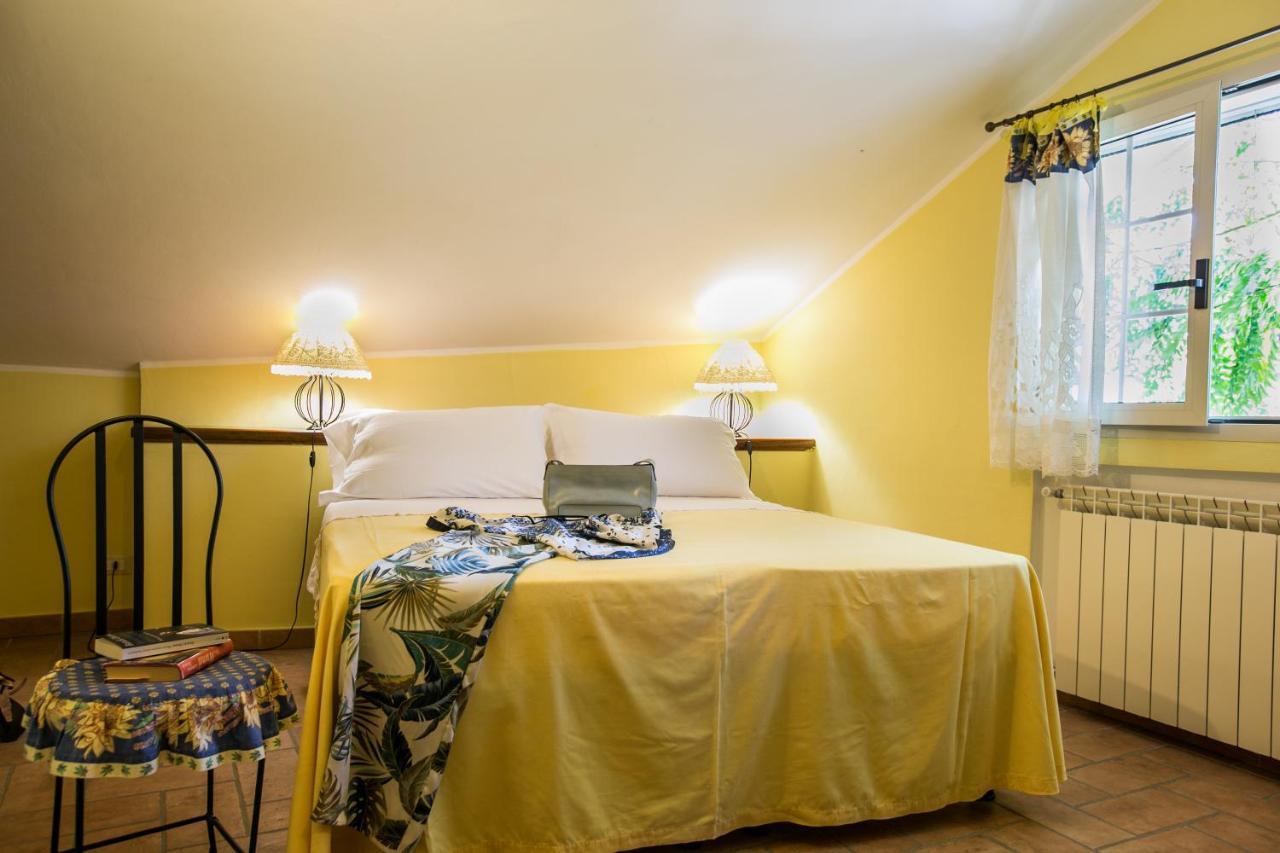 Le Raganelle Oneglia Bagian luar foto