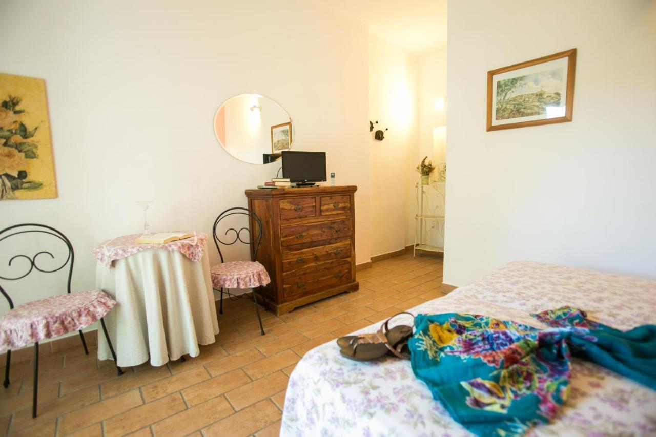 Le Raganelle Oneglia Bagian luar foto